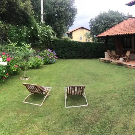Vivienda Vacacional Los Nogales Llanes Esterno foto